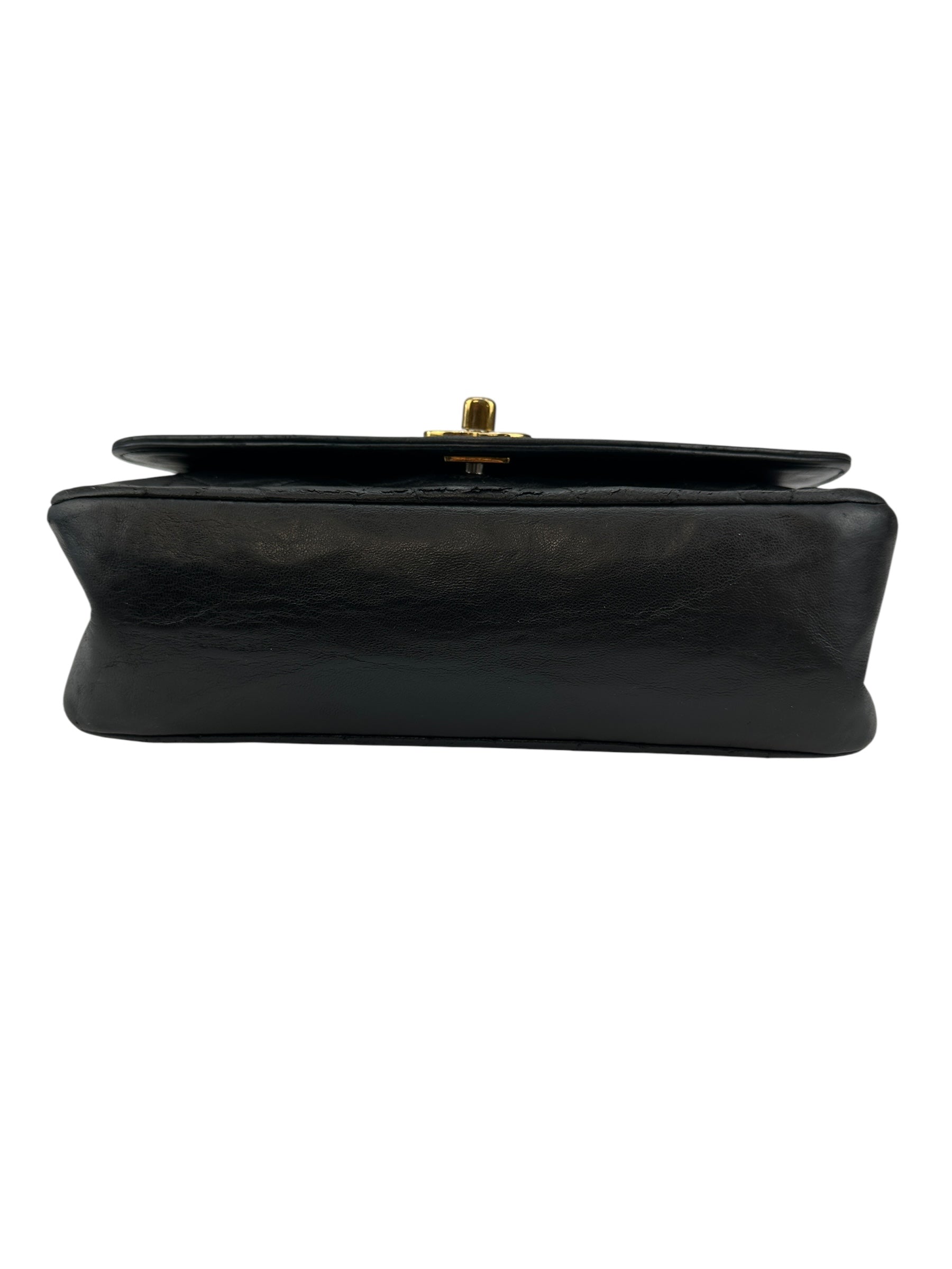 Chanel Vintage Black Lambskin Diana 22