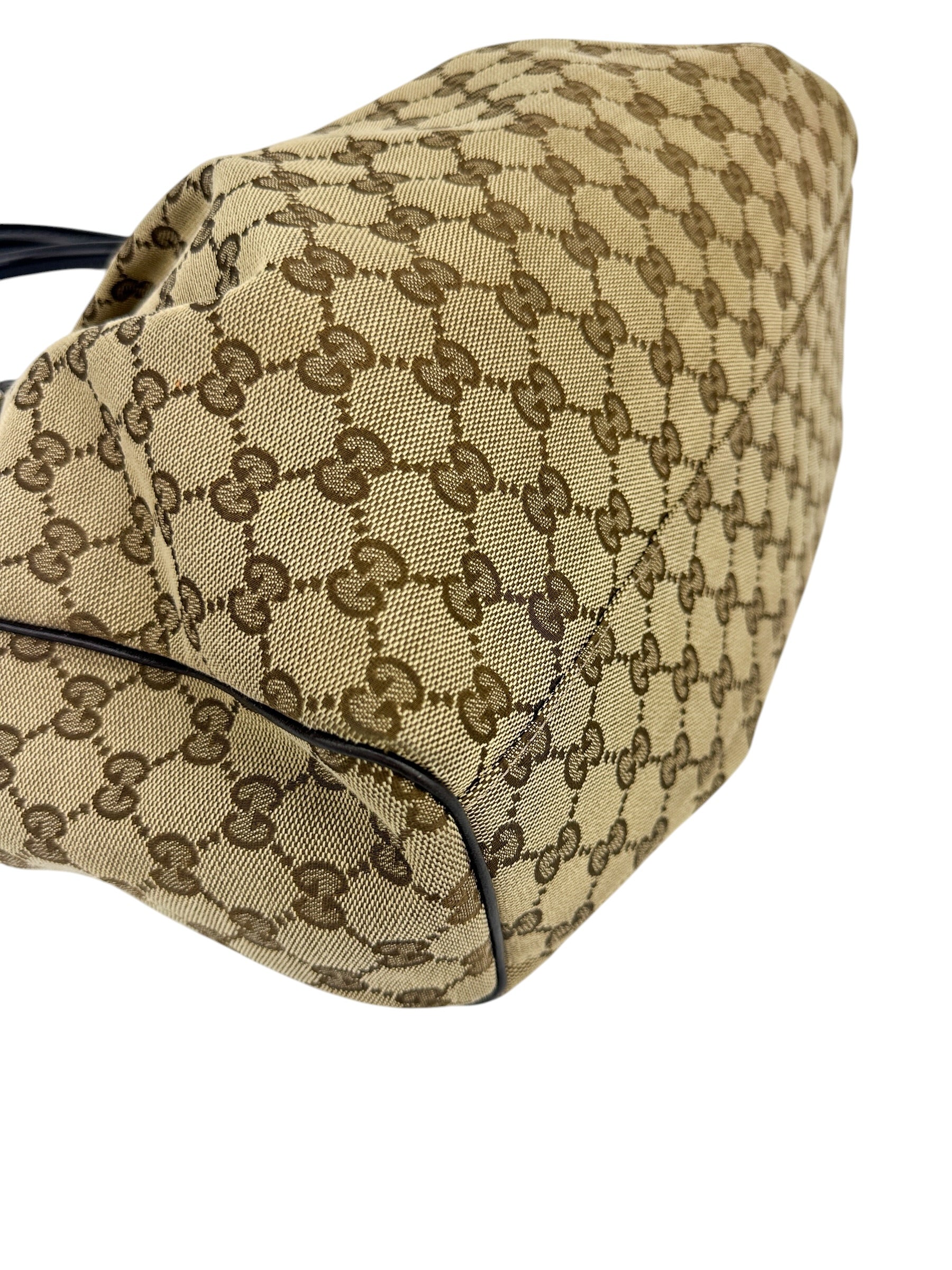 Gucci GG Canvas Sukey Handbag