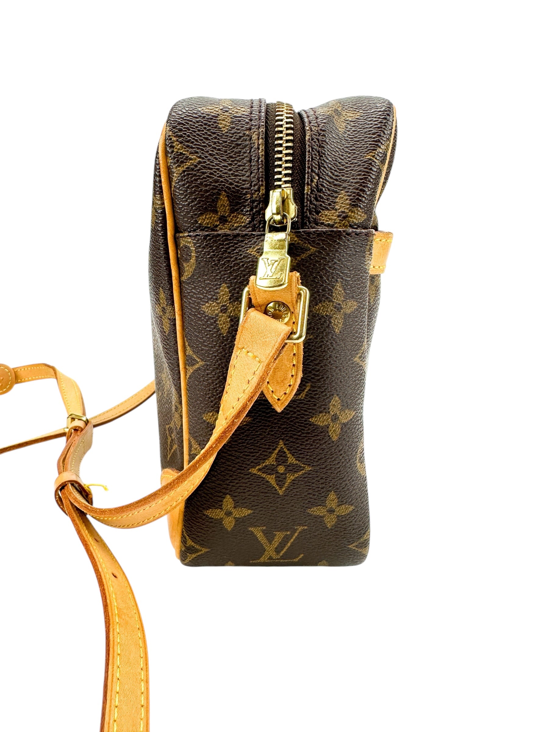 Louis Vuitton Monogram Trocadero 27 Crossbody Bag