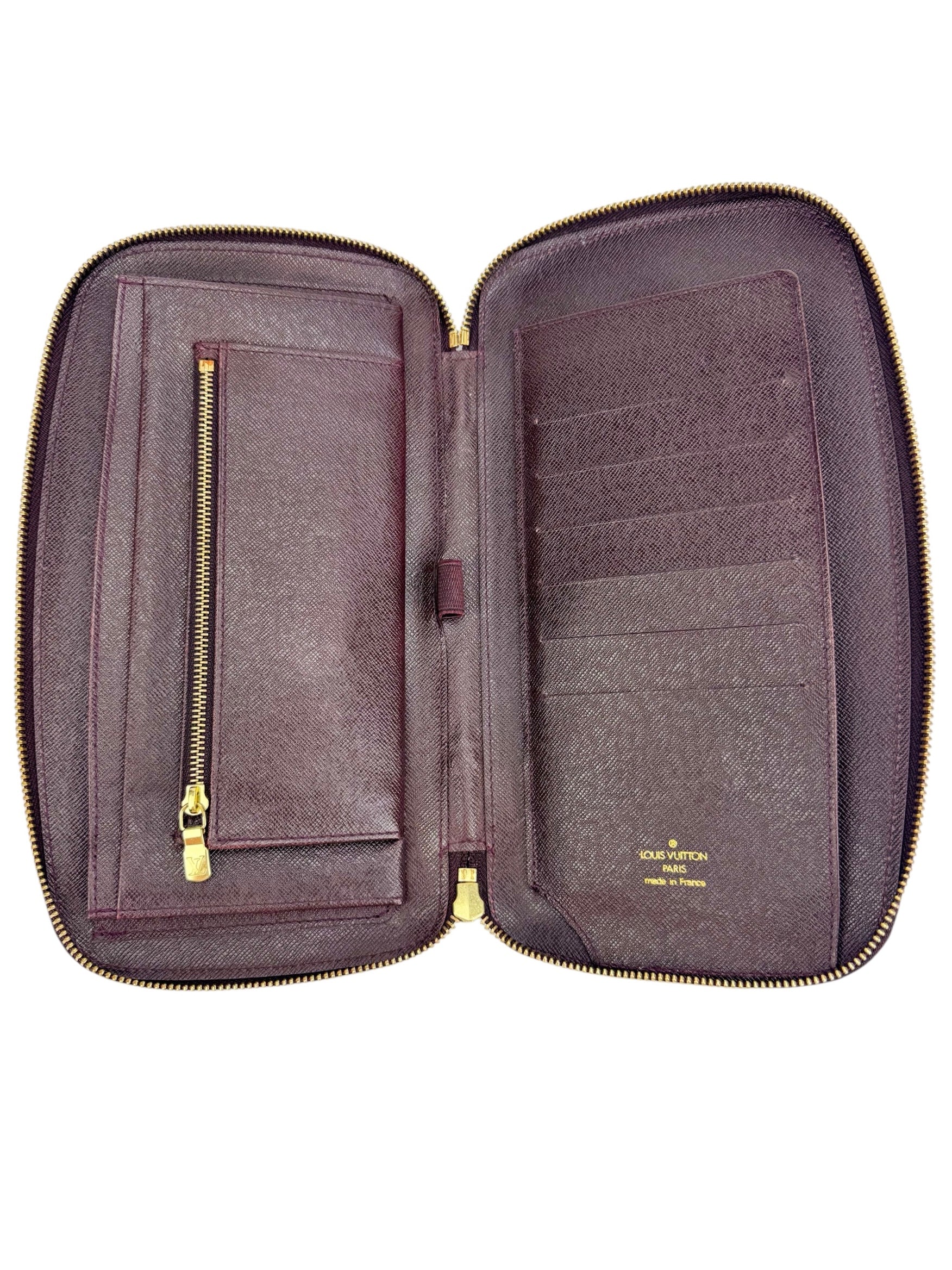 Louis Vuitton Taiga Atoll Organizer