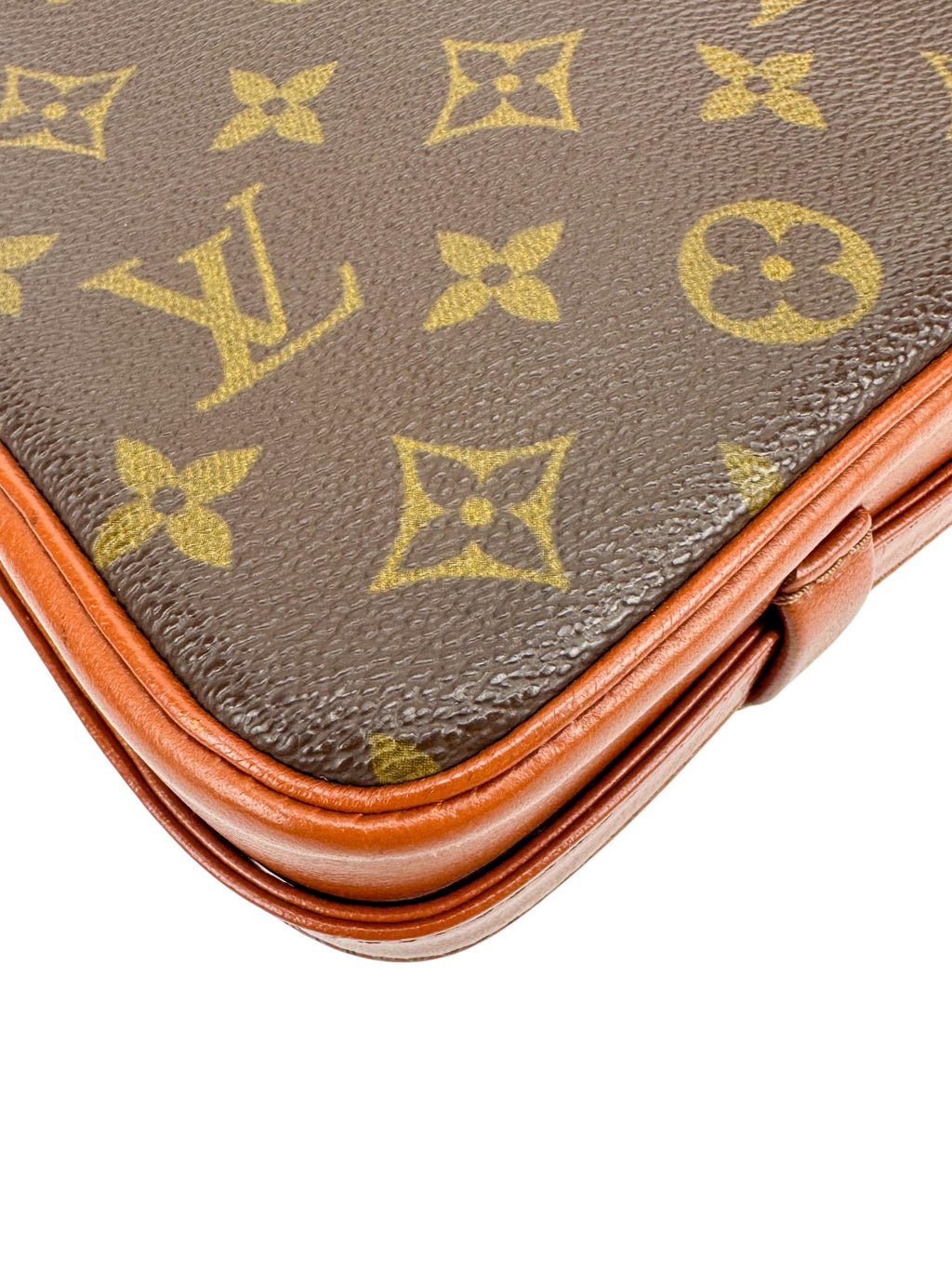 Louis Vuitton Vintage Monogram Sac Bandouliere Bag 30