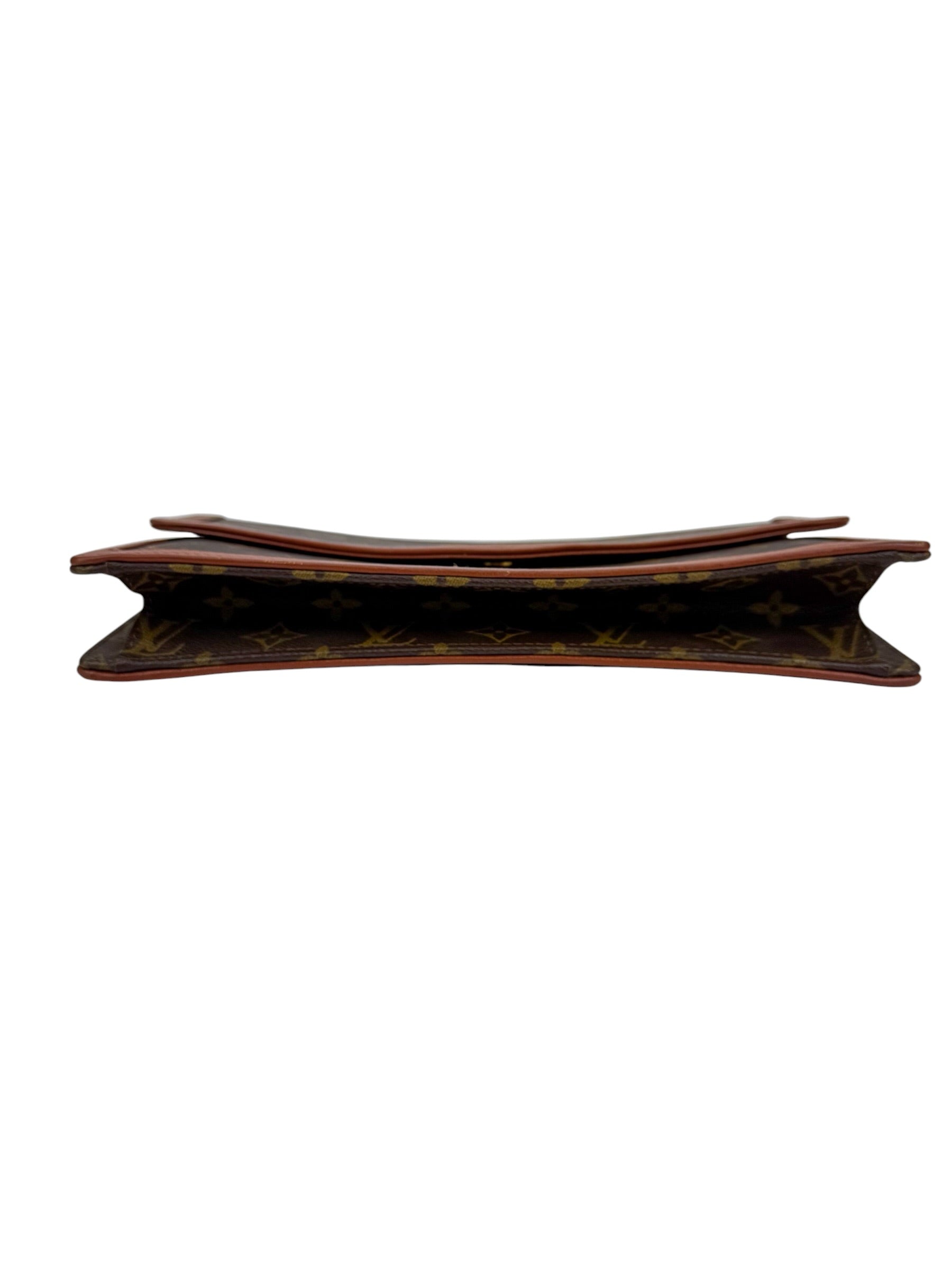 Louis Vuitton Vintage Monogram Dame Clutch GM