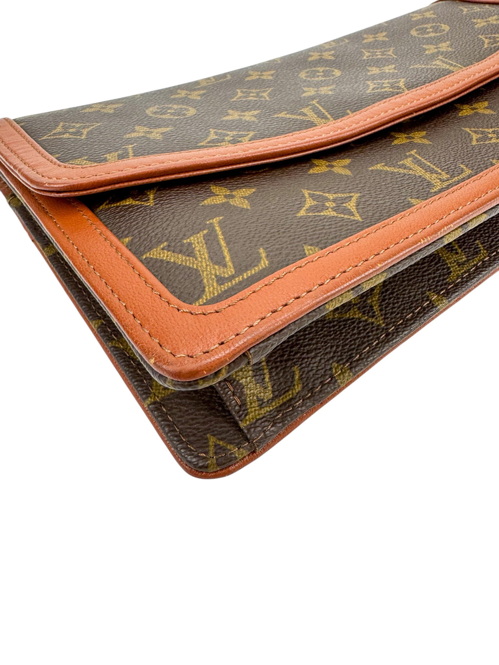 Louis Vuitton Vintage Monogram Dame Clutch GM